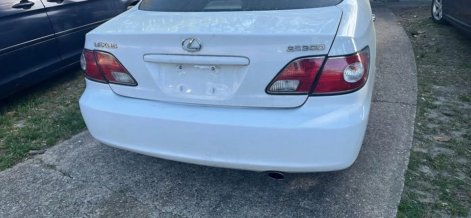 2003 Lexus ES 4th Gen - Image 2 of 5