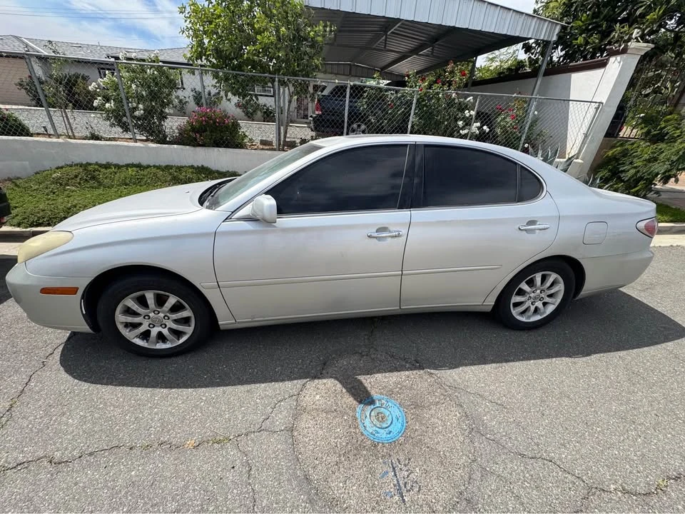 2003 Lexus ES 4th Gen - Image 2 of 6