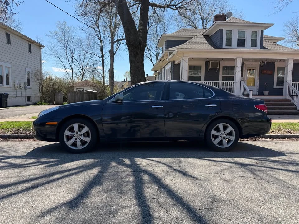 2003 Lexus ES 4th Gen - Image 3 of 17