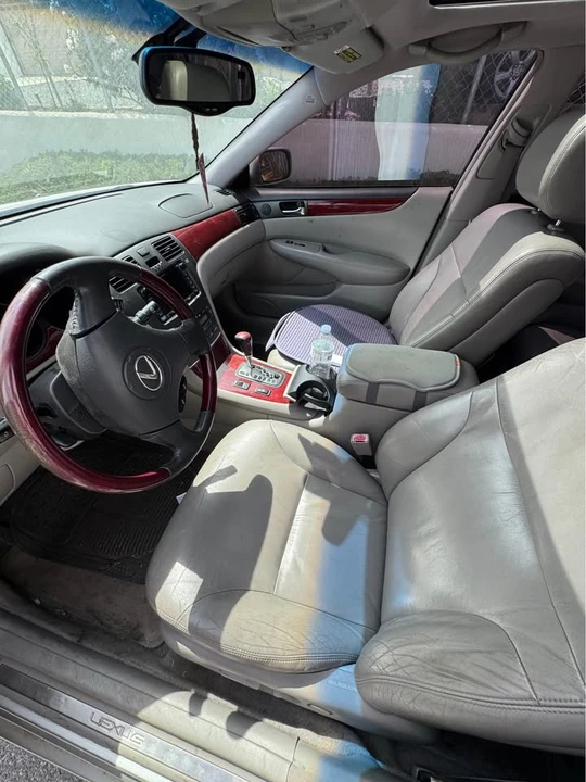 2003 Lexus ES 4th Gen - Image 5 of 6