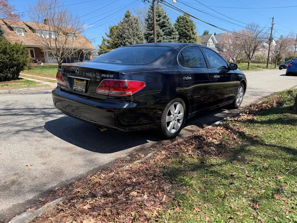 2003 Lexus ES 4th Gen - Image 5 of 17
