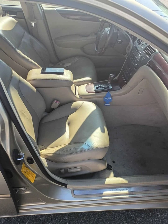 2003 Lexus ES 4th Gen - Image 6 of 7