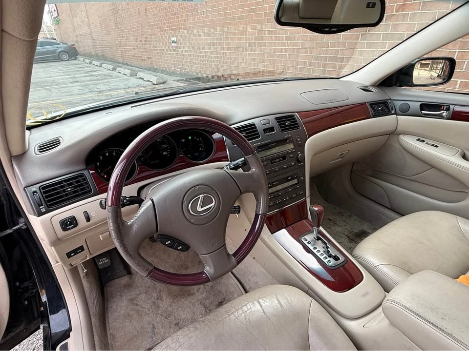 2003 Lexus ES 4th Gen - Image 9 of 20