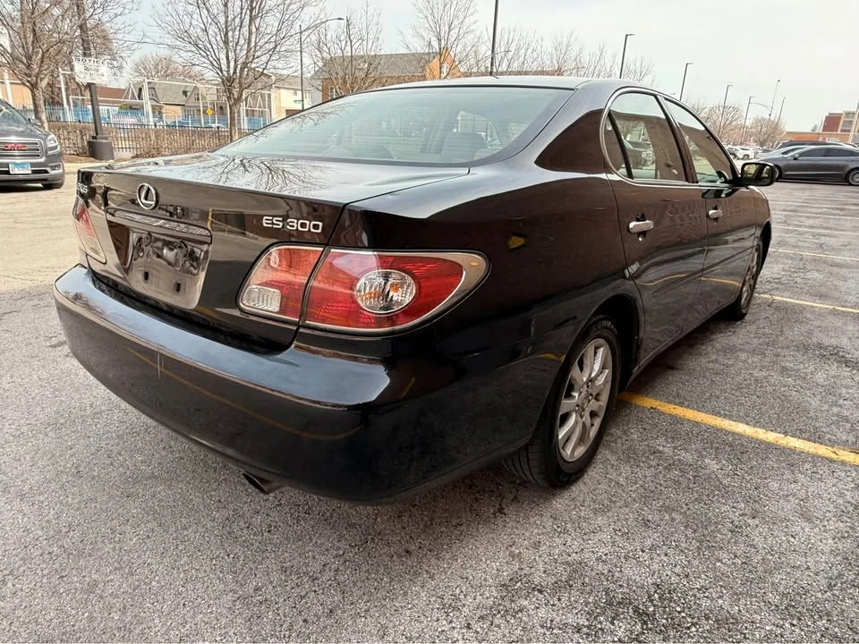 2003 Lexus ES 4th Gen - Image 2 of 20