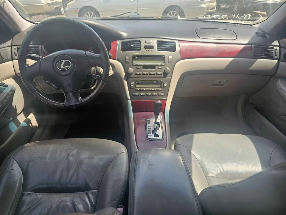 2003 Lexus ES 4th Gen - Image 6 of 6