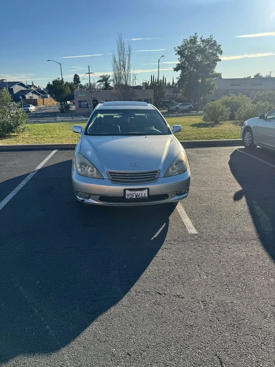 2003 Lexus ES 4th Gen - Image 5 of 5