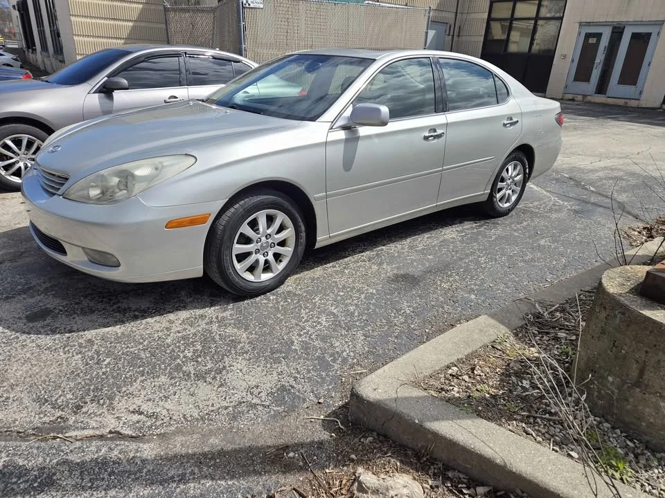 2003 Lexus ES 4th Gen - Image 3 of 6