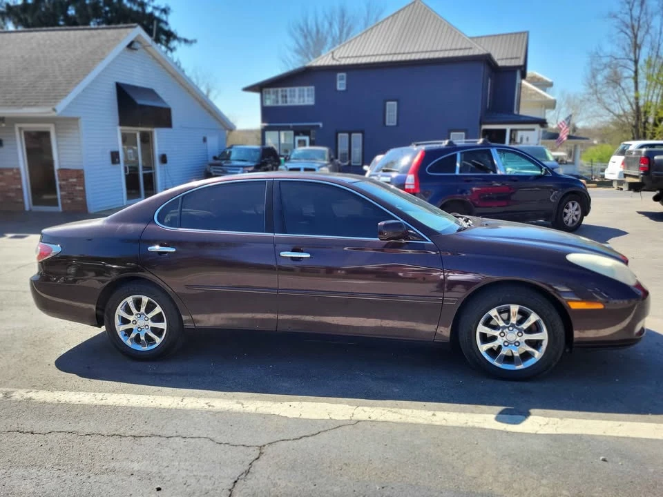 2003 Lexus ES 4th Gen - Image 2 of 3