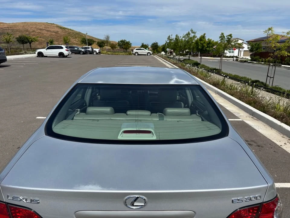 2003 Lexus ES 4th Gen - Image 5 of 15