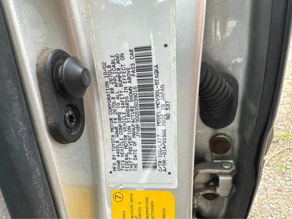 2003 Lexus ES 4th Gen - Image 11 of 11