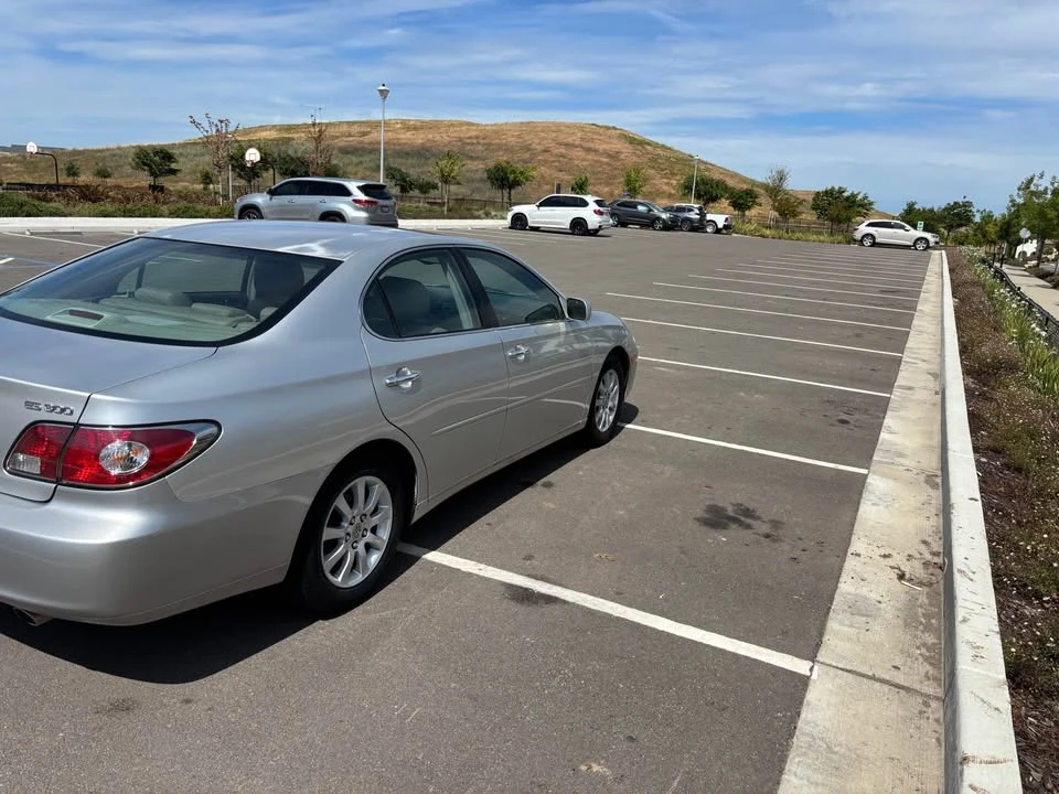 2003 Lexus ES 4th Gen - Image 3 of 15