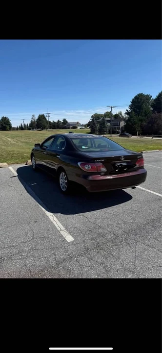 2003 Lexus ES 4th Gen - Image 3 of 5