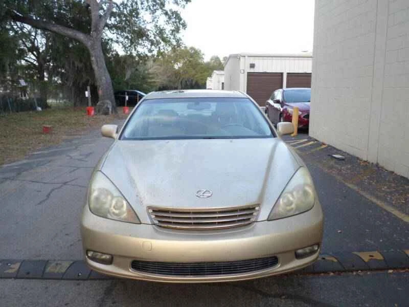 2003 Lexus ES 4th Gen - Image 2 of 17