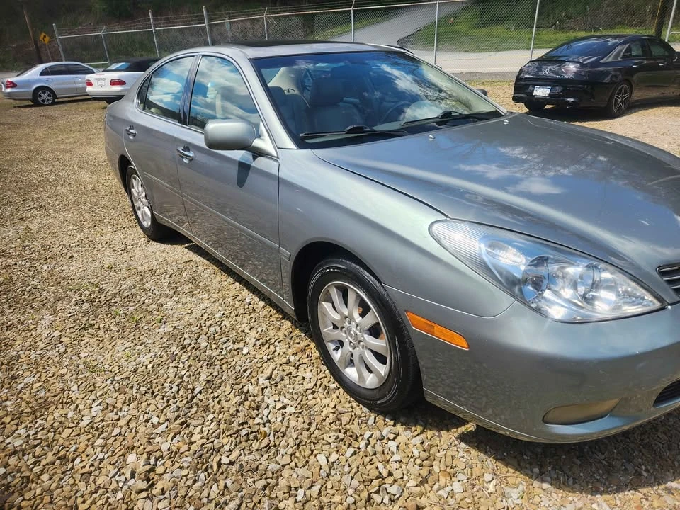2003 Lexus ES 4th Gen - Image 5 of 8