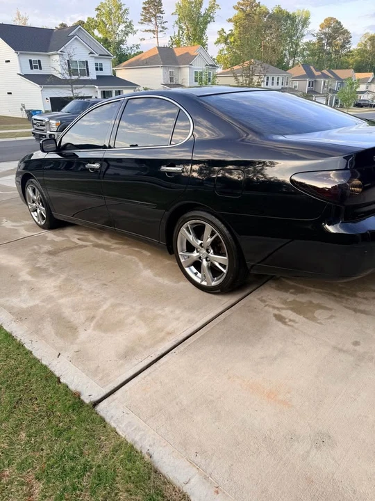 2003 Lexus ES 4th Gen - Image 4 of 9