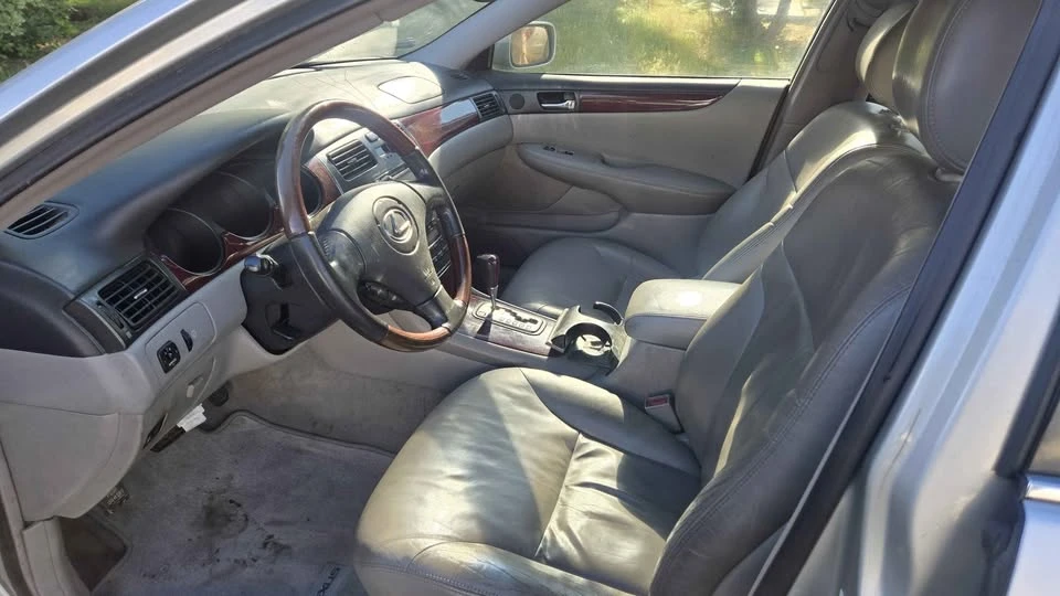 2003 Lexus ES 4th Gen - Image 3 of 6