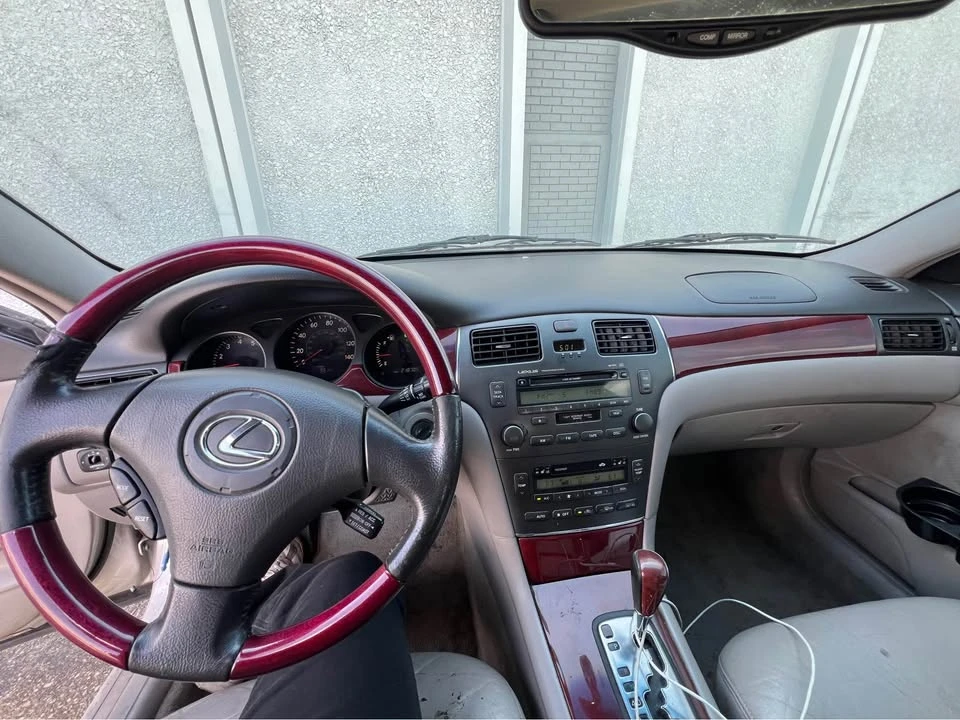 2003 Lexus ES 4th Gen - Image 6 of 7