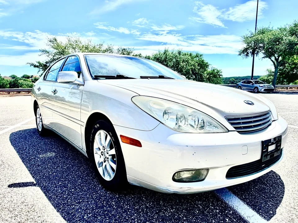 2003 Lexus ES 4th Gen - Image 4 of 17