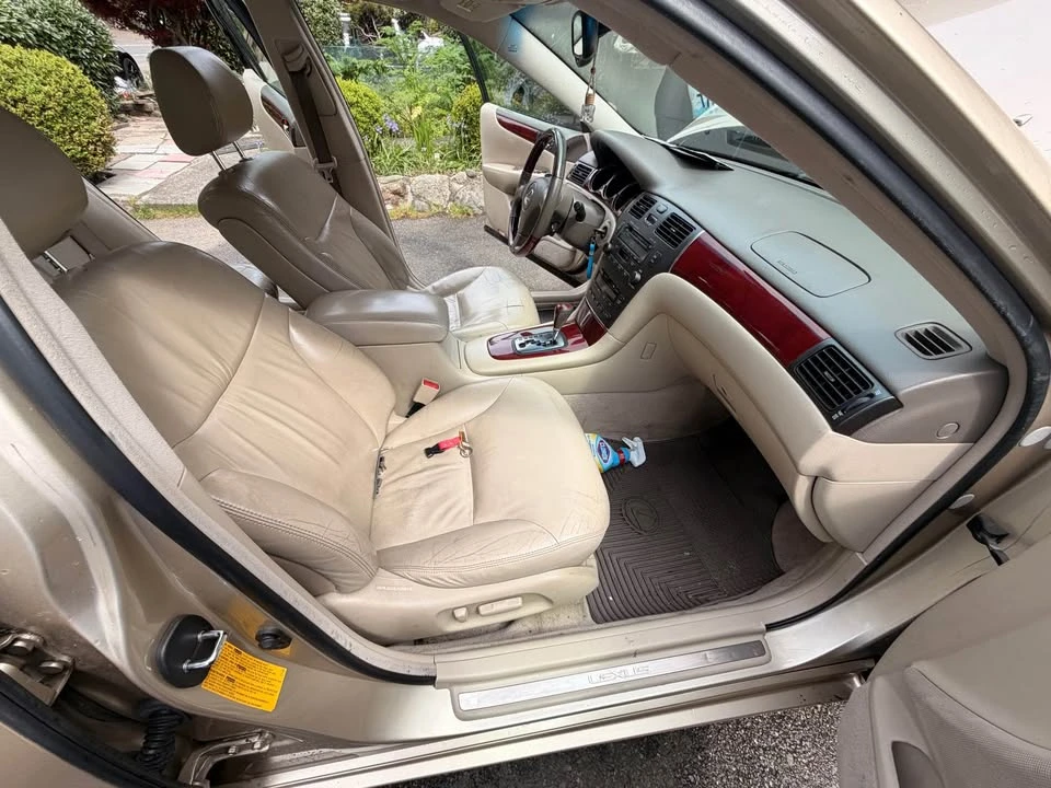 2003 Lexus ES 4th Gen - Image 7 of 11