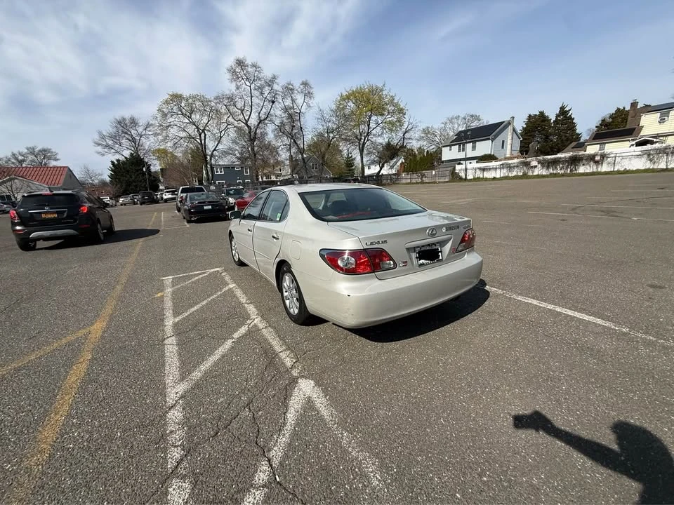 2003 Lexus ES 4th Gen - Image 4 of 13