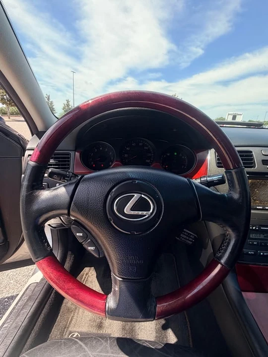 2003 Lexus ES 4th Gen - Image 15 of 17