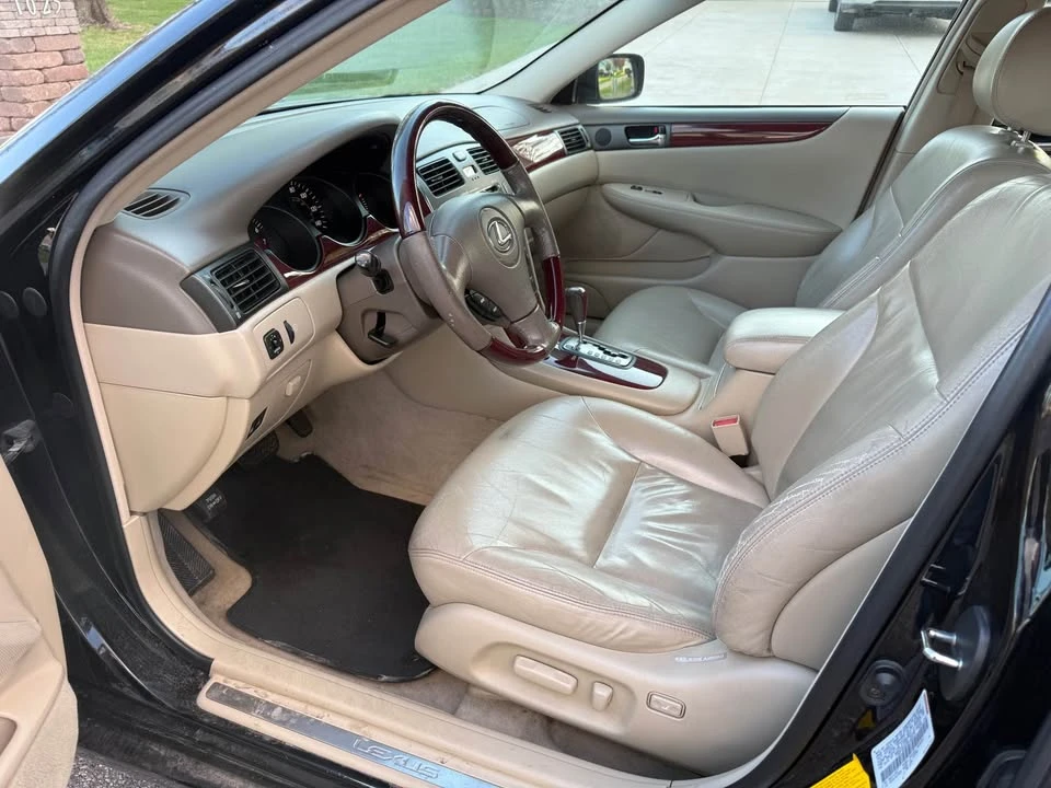 2003 Lexus ES 4th Gen - Image 5 of 8
