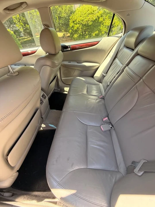 2003 Lexus ES 4th Gen - Image 8 of 13
