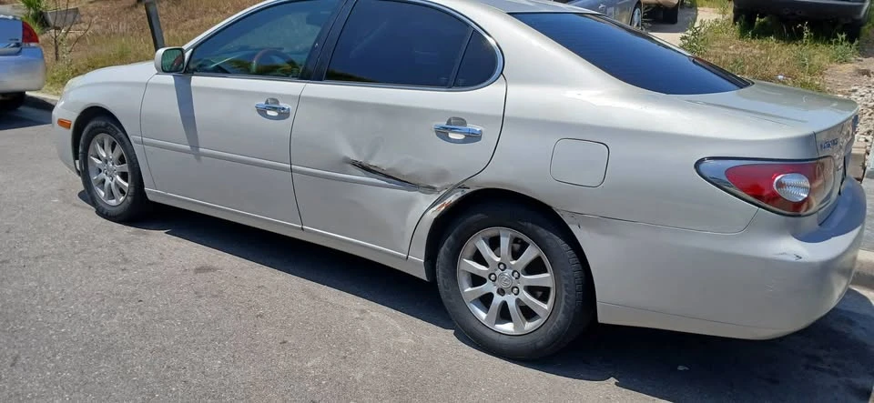 2003 Lexus ES 4th Gen - Image 3 of 4