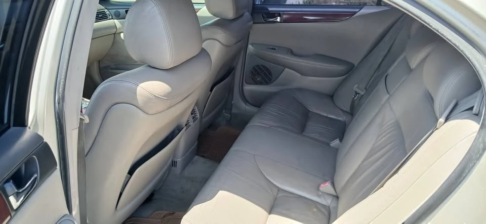 2003 Lexus ES 4th Gen - Image 4 of 4