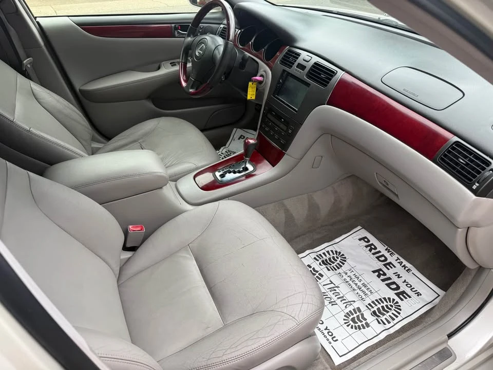 2003 Lexus ES 4th Gen - Image 7 of 8