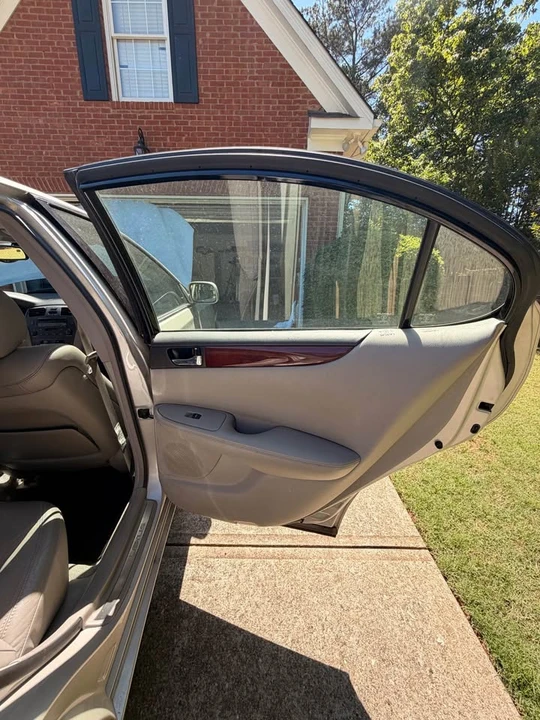 2003 Lexus ES 4th Gen - Image 5 of 13