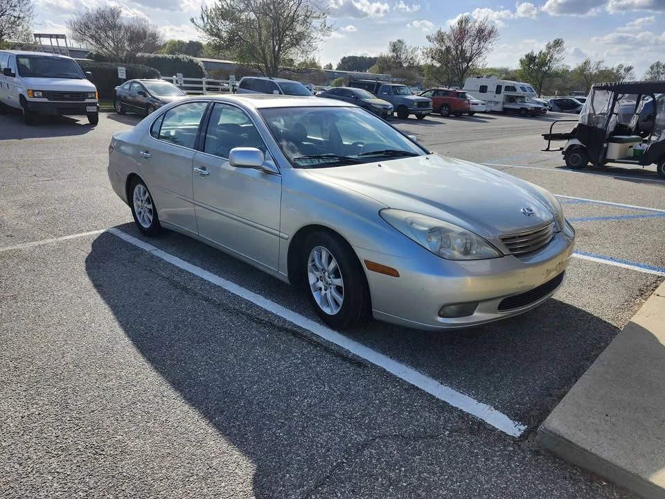 2003 Lexus ES 4th Gen - Image 3 of 9