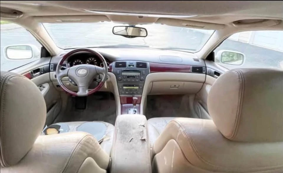 2003 Lexus ES 4th Gen - Image 5 of 6