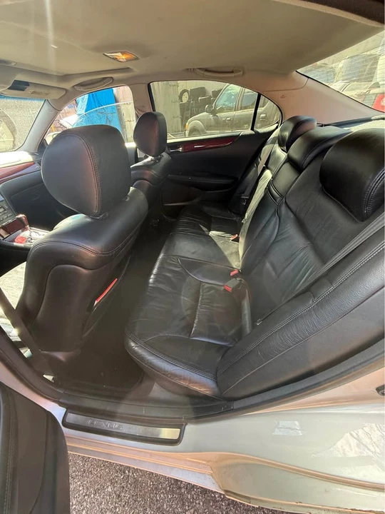 2003 Lexus ES 4th Gen - Image 9 of 13