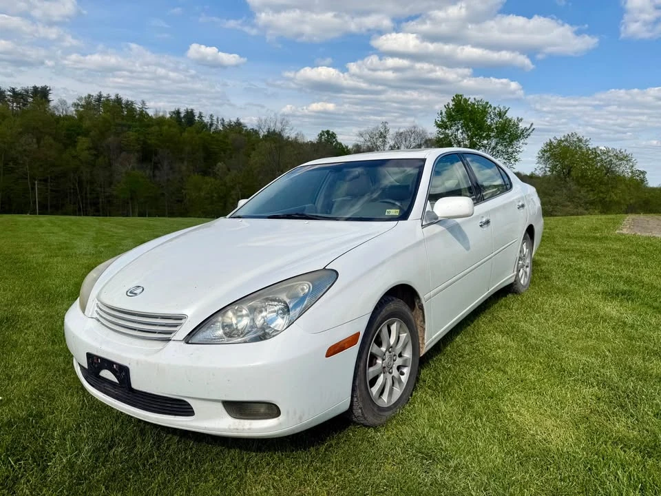 2003 Lexus ES 4th Gen - Image 4 of 9