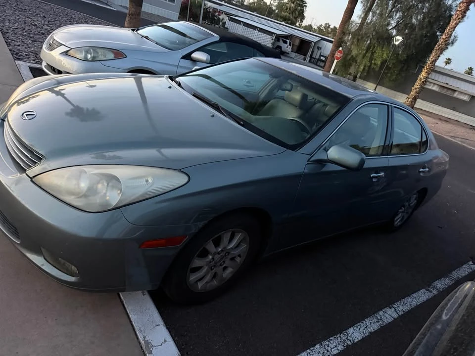 2003 Lexus ES 4th Gen - Image 3 of 4