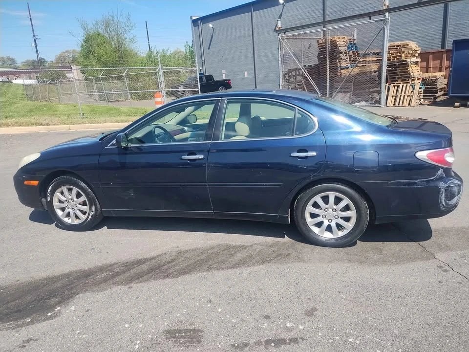 2003 Lexus ES 4th Gen - Image 5 of 9