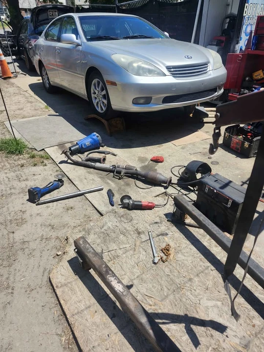 2003 Lexus ES 4th Gen - Image 6 of 9