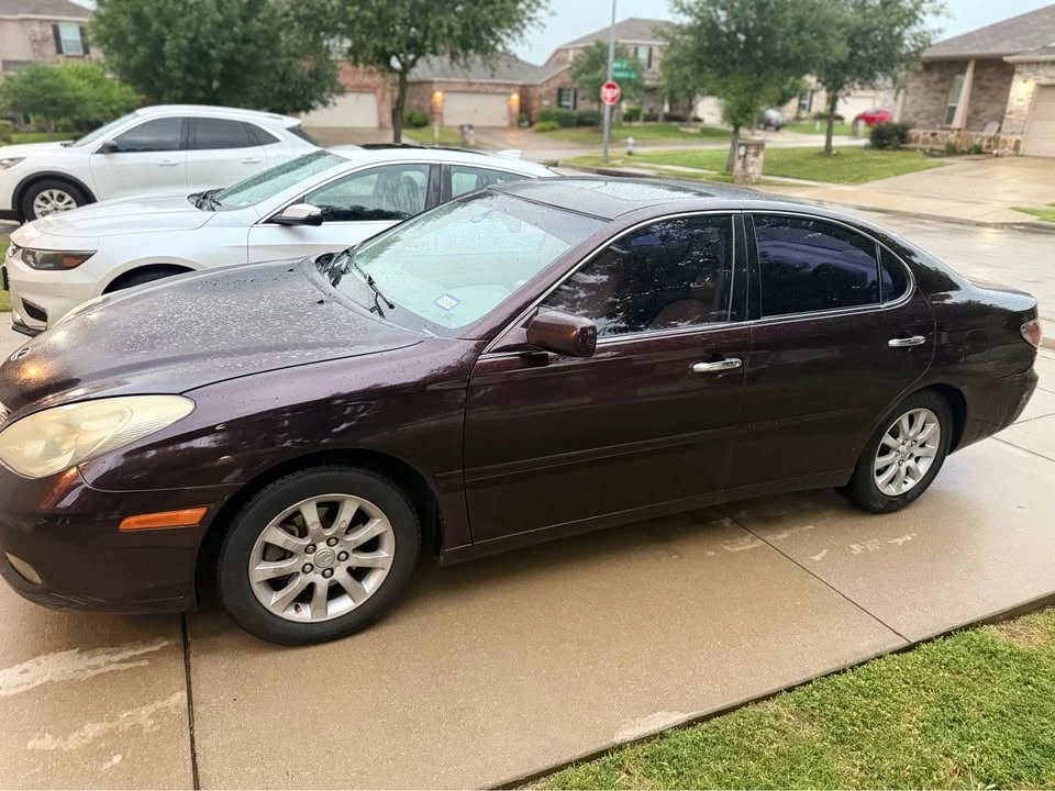 2003 Lexus ES 4th Gen - Image 3 of 4