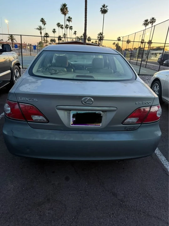 2003 Lexus ES 4th Gen - Image 4 of 4