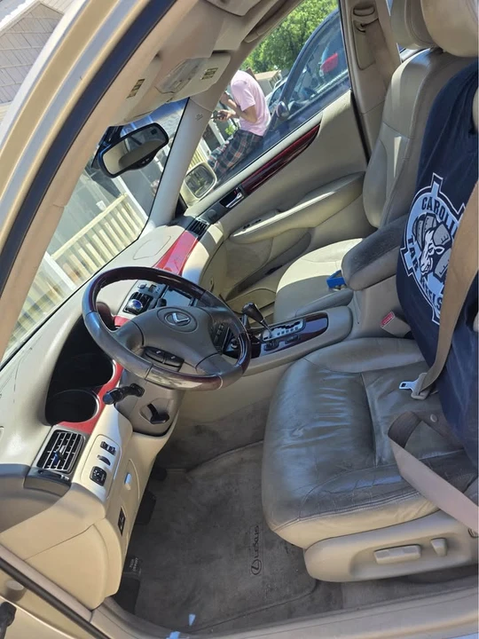 2003 Lexus ES 4th Gen - Image 2 of 7