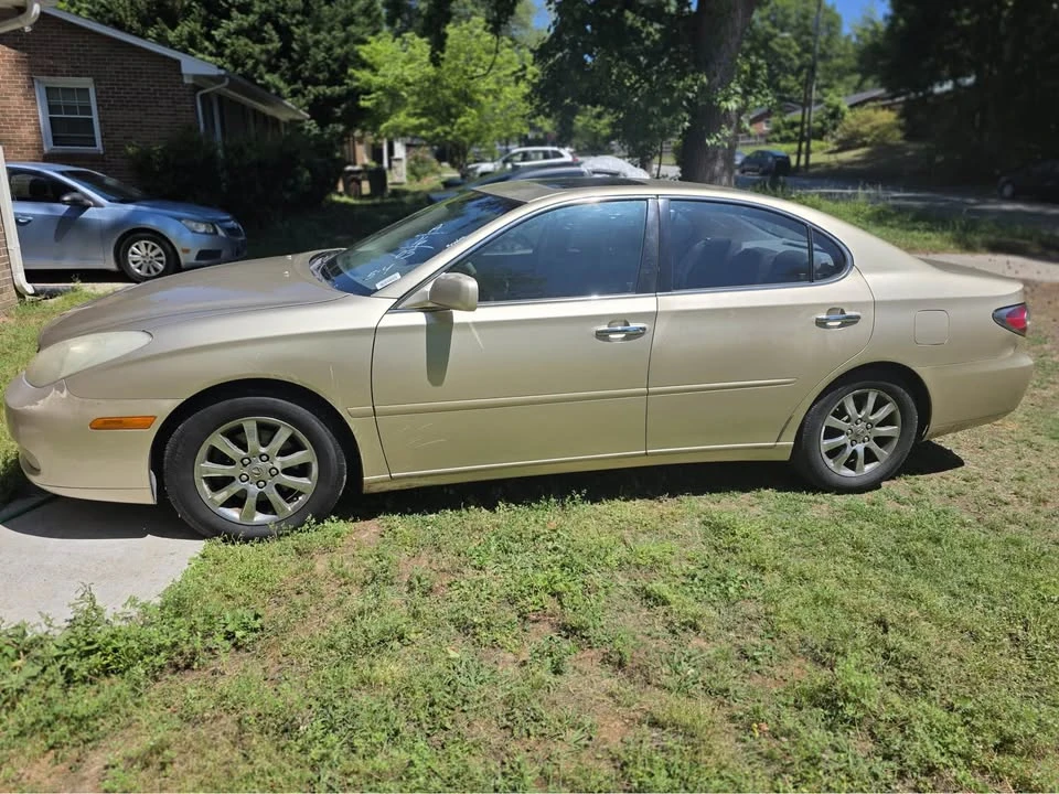 2003 Lexus ES 4th Gen - Image 3 of 7