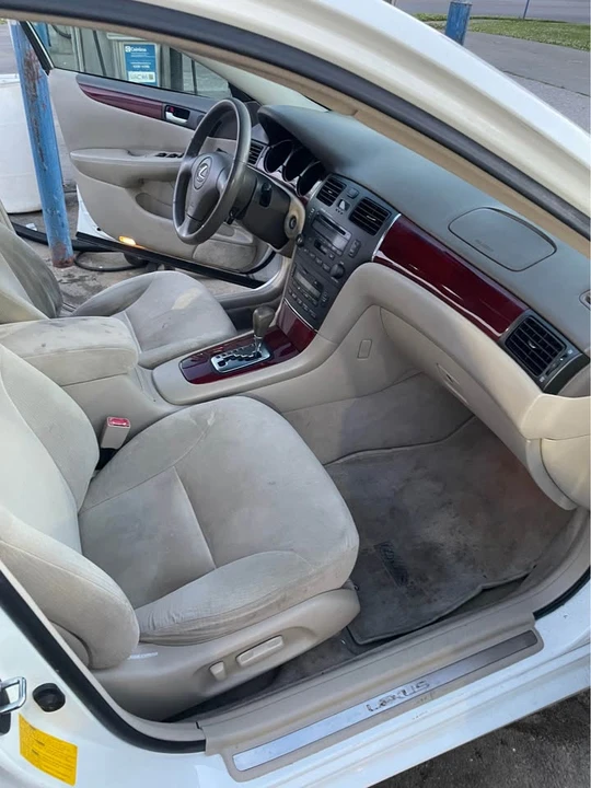 2003 Lexus ES 4th Gen - Image 9 of 10