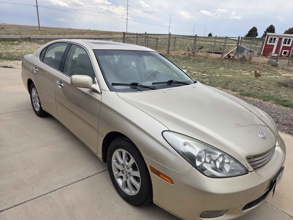 2003 Lexus ES 4th Gen - Image 5 of 9