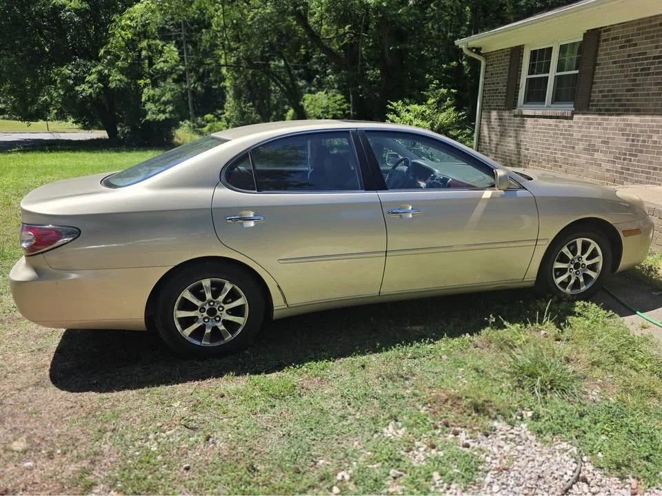 2003 Lexus ES 4th Gen - Image 4 of 7