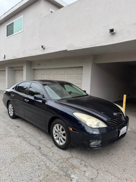 2003 Lexus ES 4th Gen - Image 5 of 13