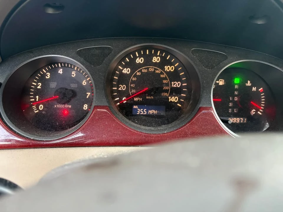 2003 Lexus ES 4th Gen - Image 8 of 10