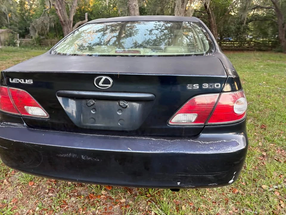 2003 Lexus ES 4th Gen - Image 4 of 10
