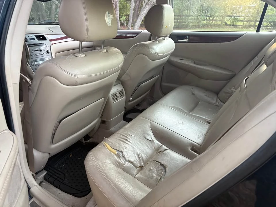 2003 Lexus ES 4th Gen - Image 5 of 10