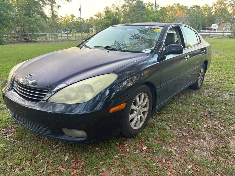 2003 Lexus ES 4th Gen - Image 6 of 10